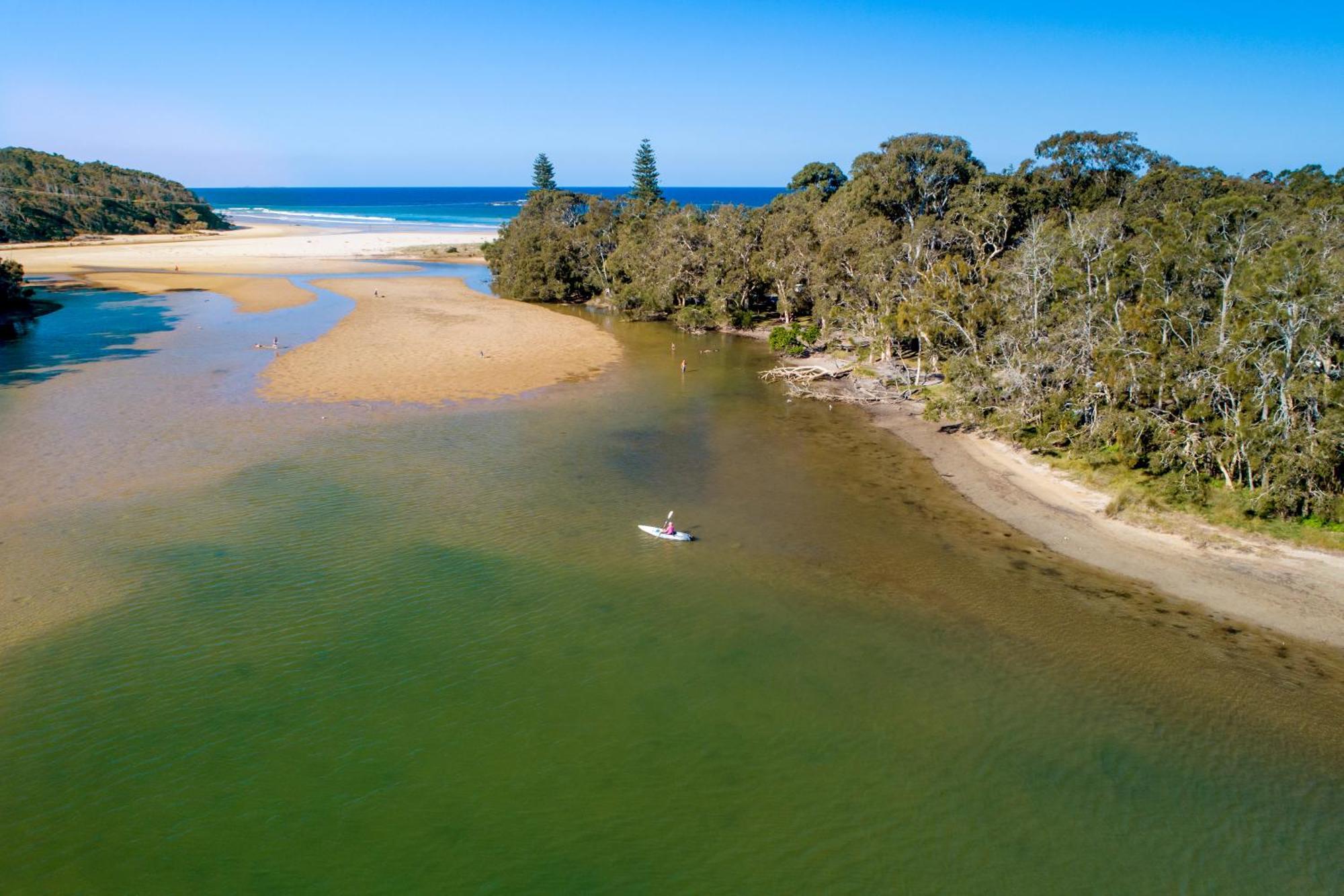 Woolgoolga Lakeside Holiday Park Hotel Екстериор снимка